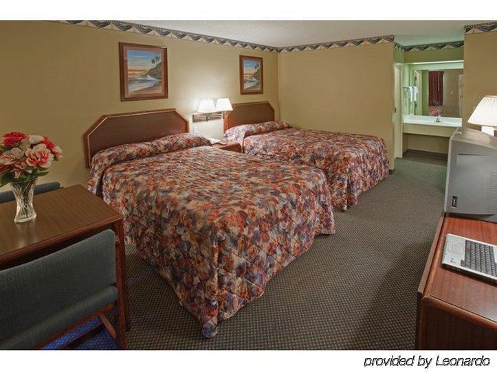 Americas Best Value Inn & Suites Slidell Room photo